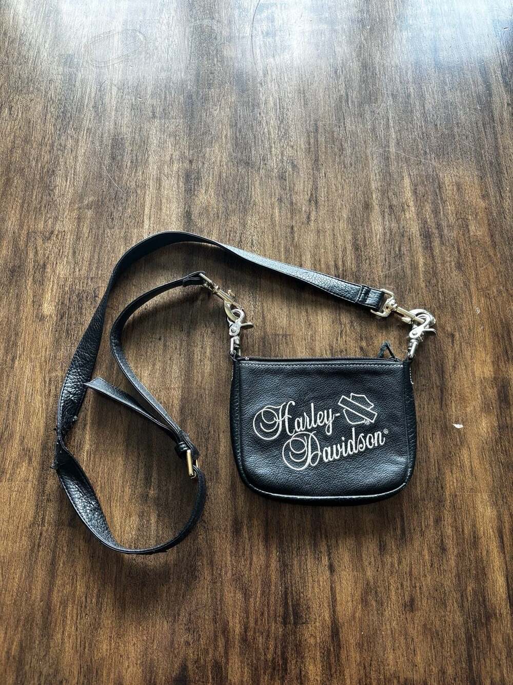 Harley-Davidson Black Leather Crossbody Bag with Shoulder Strap